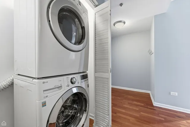 $2,700 | 1255 South State Street, Unit 1701, Chicago, IL 60605