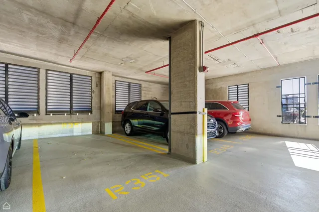 $2,700 | 1255 South State Street, Unit 1701, Chicago, IL 60605