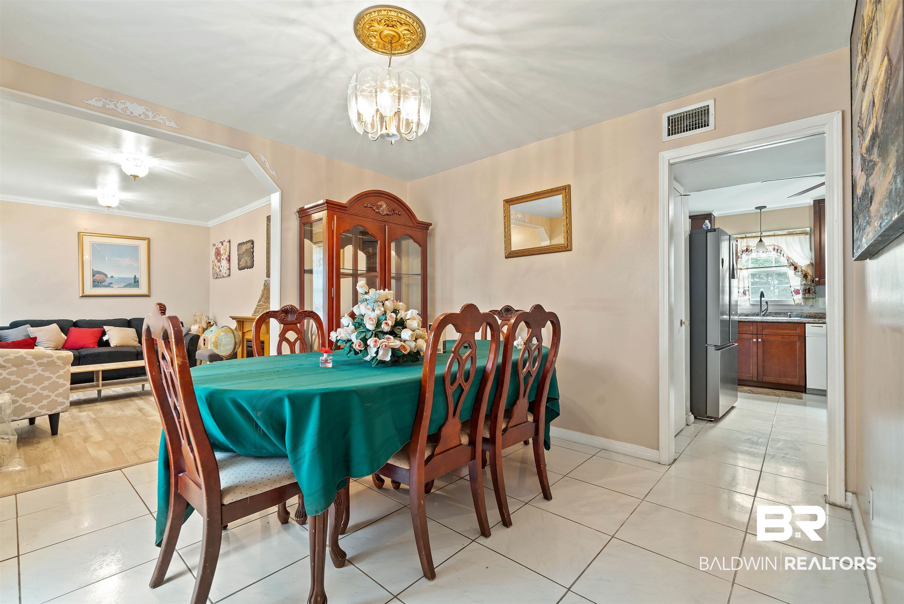 817 Challen Circle North Mobile, AL 36608 - Photo 13 of 33