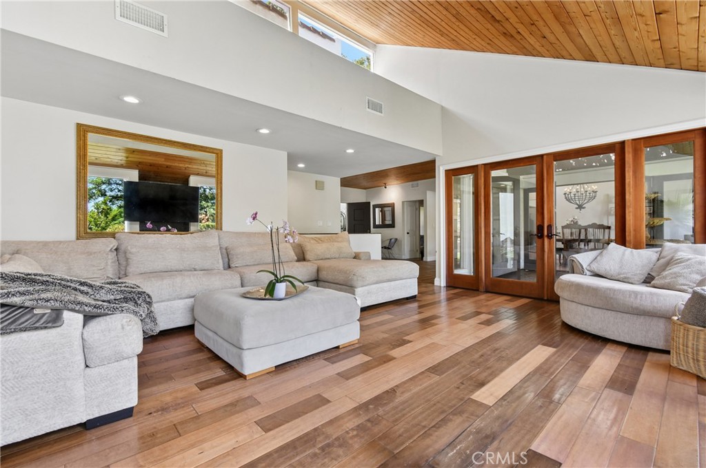 191 Dapplegray Road Bell Canyon, CA 91307 - Photo 15 of 43 Gallery Image 15