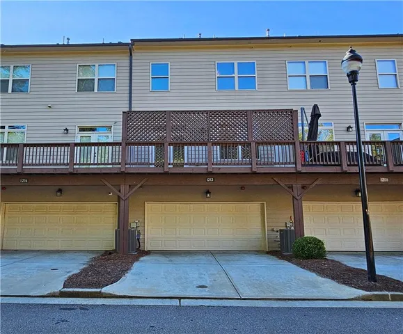 $499,900 | 1212 Stone Castle Circle, Smyrna, GA 30080