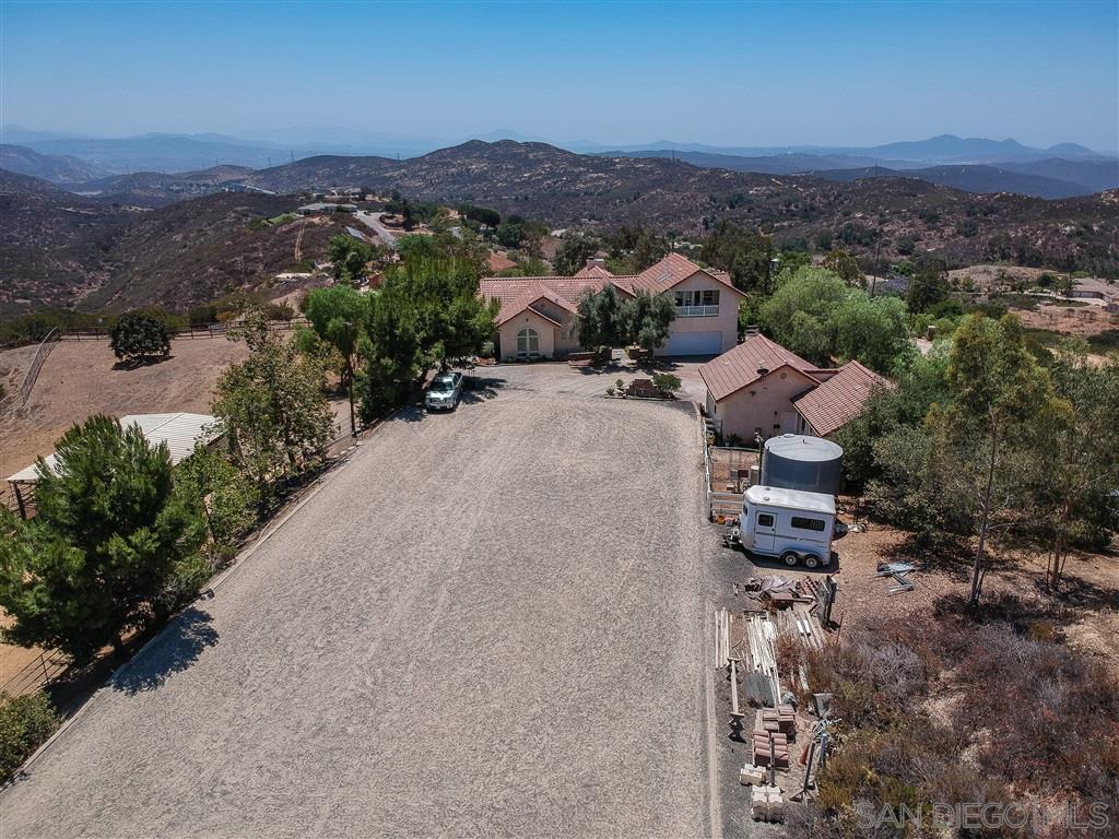 17059 Rio Maria Road Lakeside, CA 92040 - Photo 2 of 25 Gallery Image 2