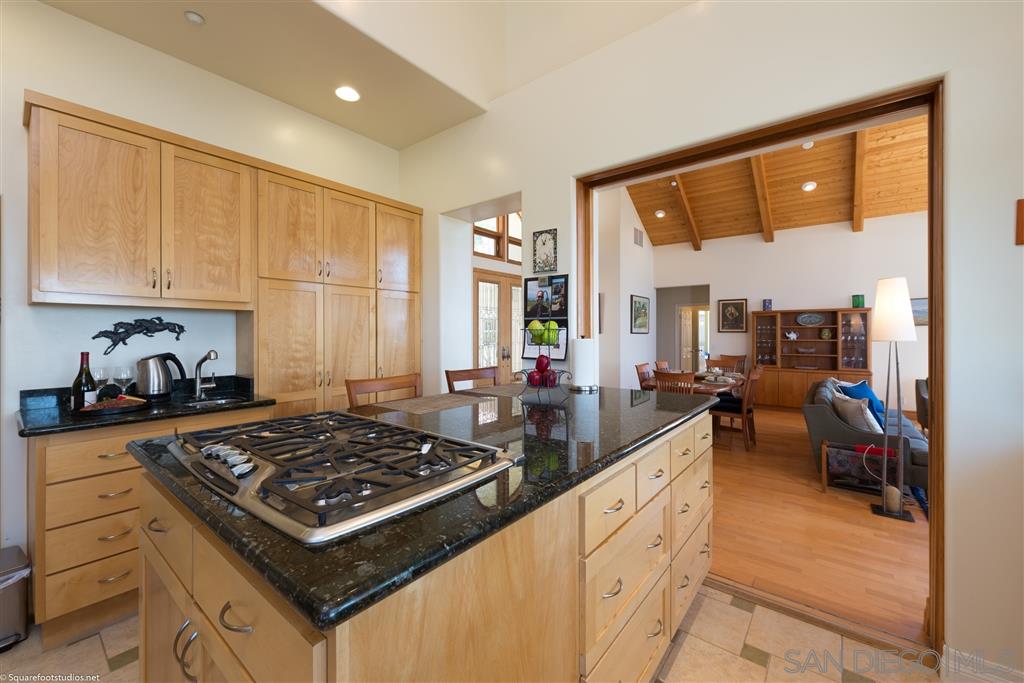 17059 Rio Maria Road Lakeside, CA 92040 - Photo 12 of 25 Gallery Image 12