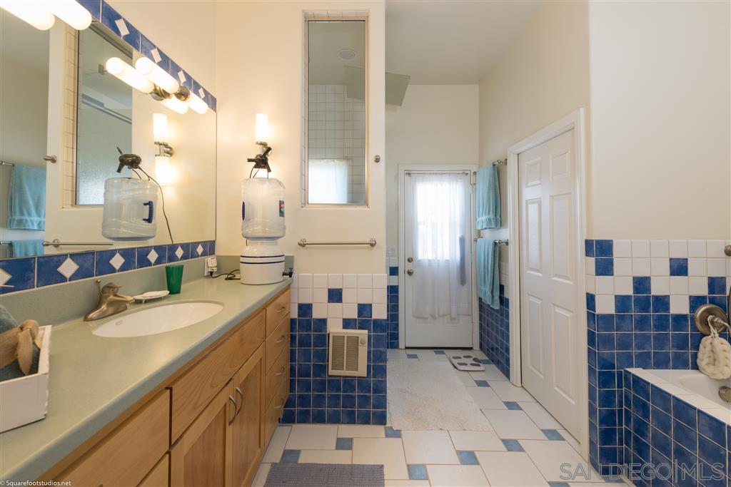 17059 Rio Maria Road Lakeside, CA 92040 - Photo 17 of 25 Gallery Image 17