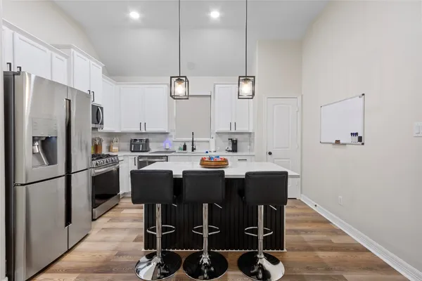 $2,200 | 711 Audra Lane, Spring, TX 77386