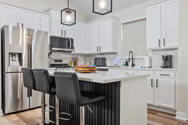 $2,300 | 711 Audra Lane, Spring, TX 77386