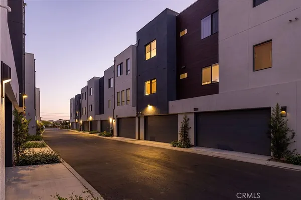 $1,550,000 | 16328 Helber Way, Tustin, CA 92782