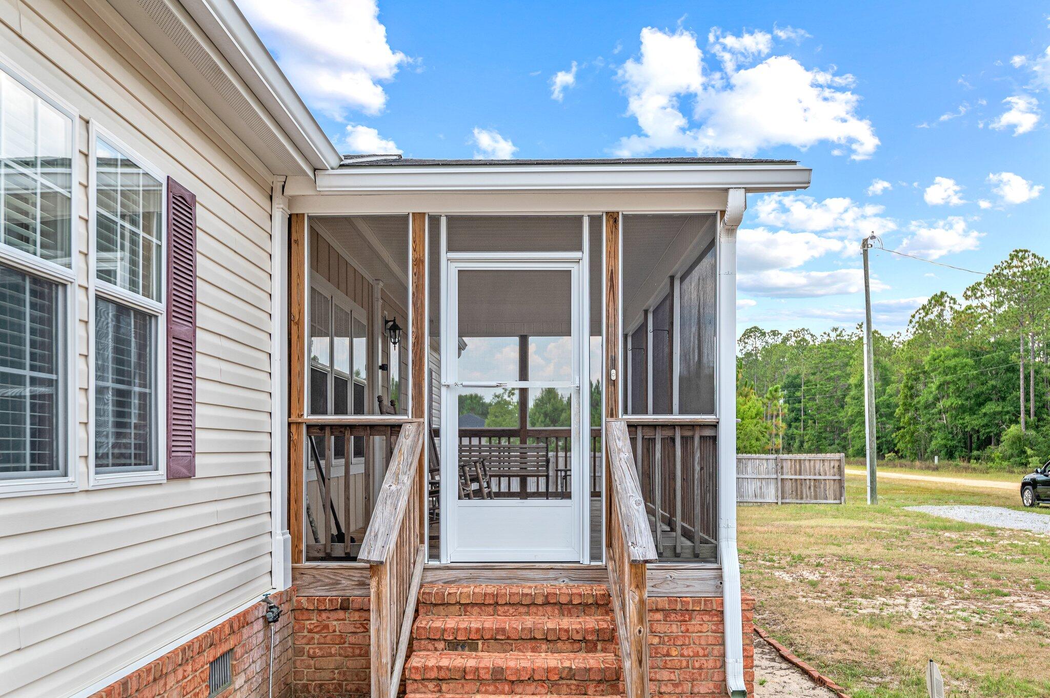 4630 Falcon Way Crestview, FL 32539 - Photo 5 of 31 Moore_Media_36