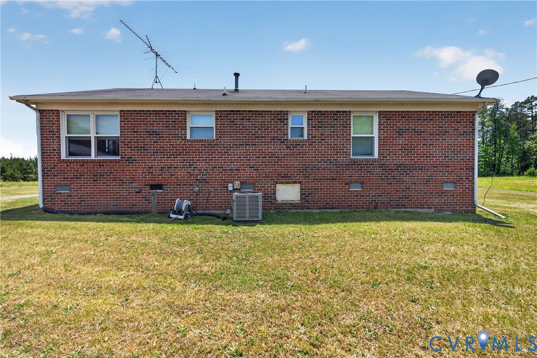 7530 South Genito Road Jetersville, VA 23083 - Photo 31 of 34