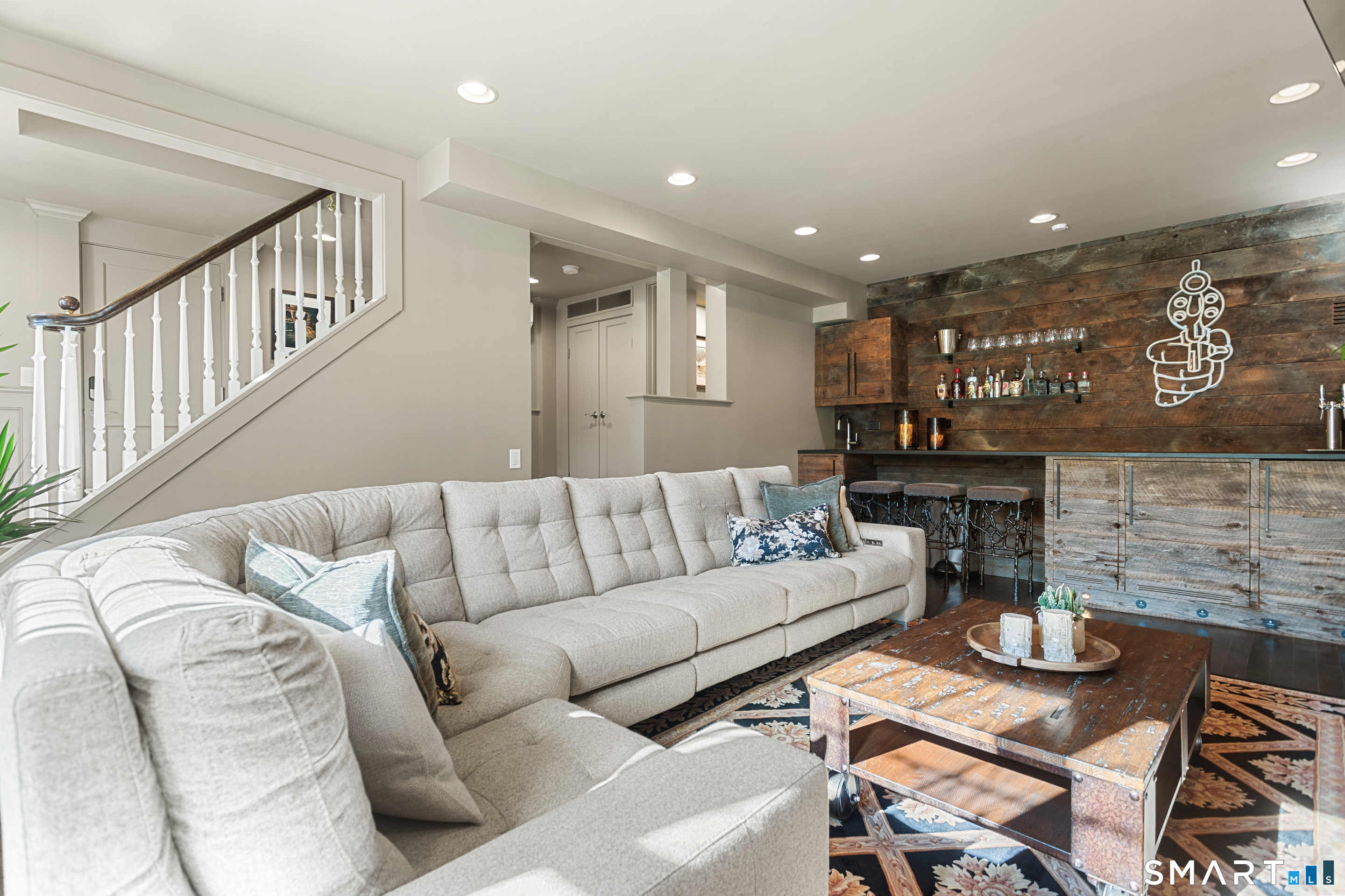 316 Valley Road Greenwich, CT 06807 - Photo 13 of 35 Gallery Image 13