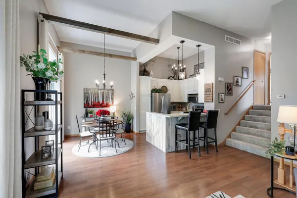 $313,000 | 2186 Woodcrest Drive, Woodbury, MN 55129