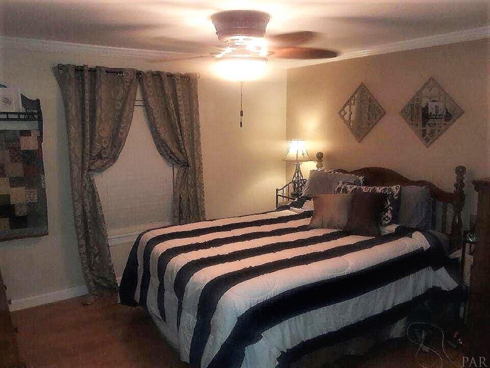 5409 Tom Sawyer Road Milton, FL 32583 - Photo 4 of 7 Gallery Image 4