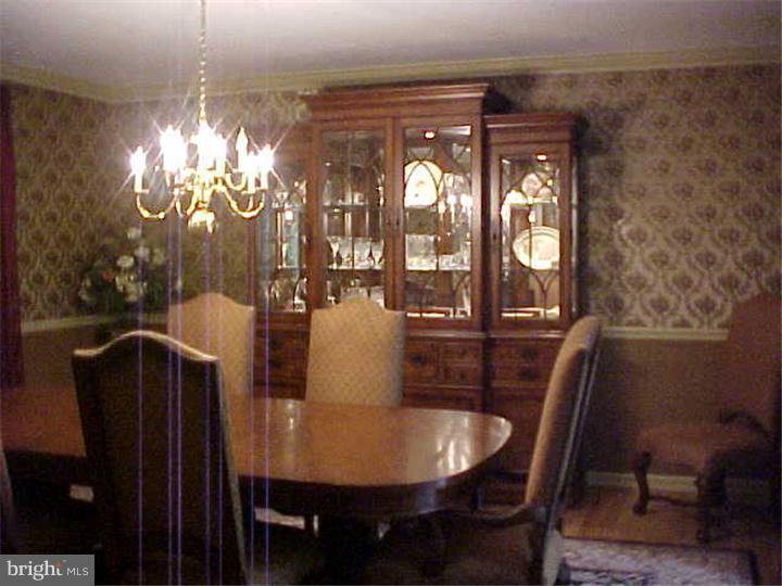 370 Sycamore Mills Road Media, PA 19063 - Photo 3 of 25