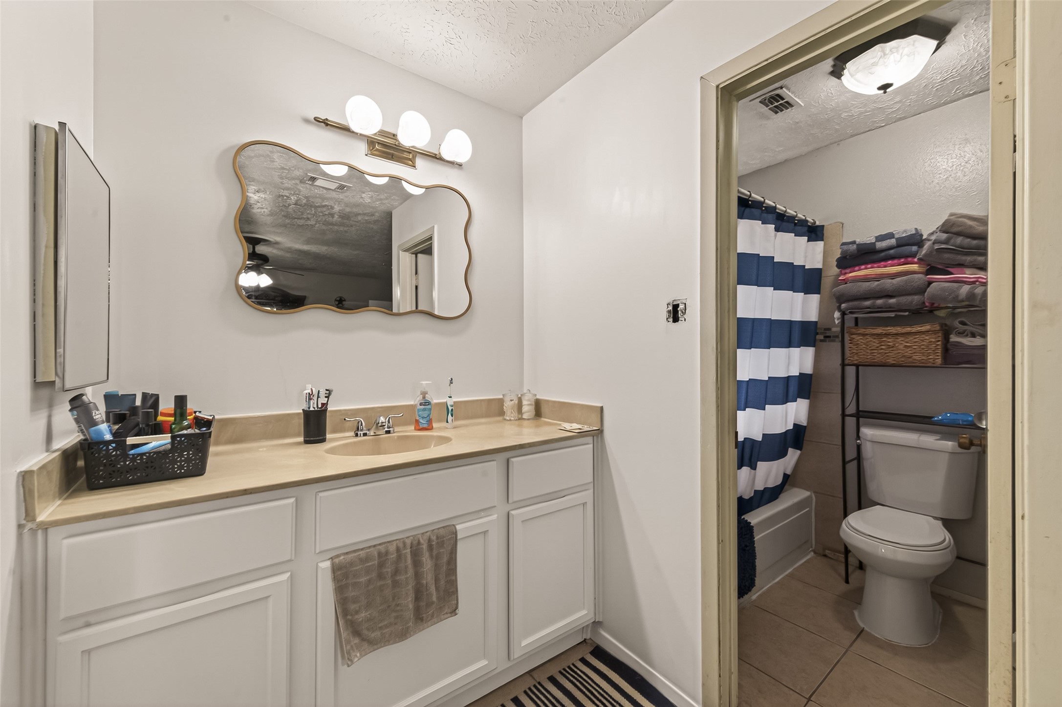 1915 Delphi Lane Houston, TX 77067 - Photo 27 of 31
