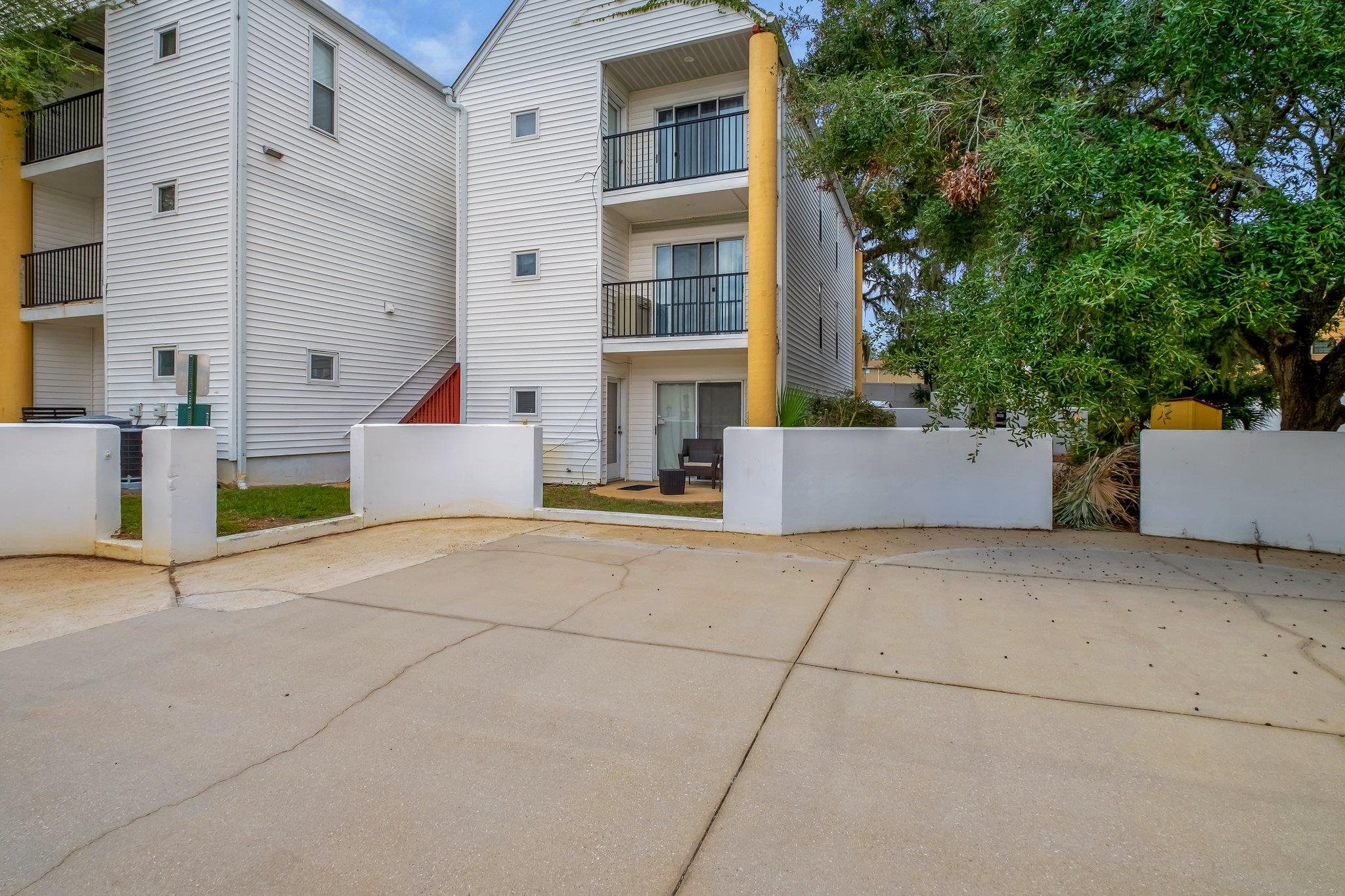 317 Hayden Road, Unit 10 Tallahassee, FL 32304 - Photo 1 of 33 Gallery Image 1