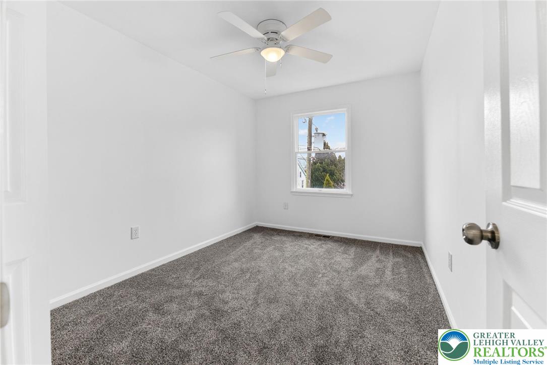 708 Cherokee Street Bethlehem, PA 18015 - Photo 20 of 25