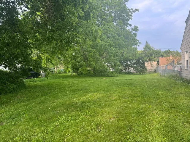 $6,900 | 4964 North 54th Street, Milwaukee, WI 53218