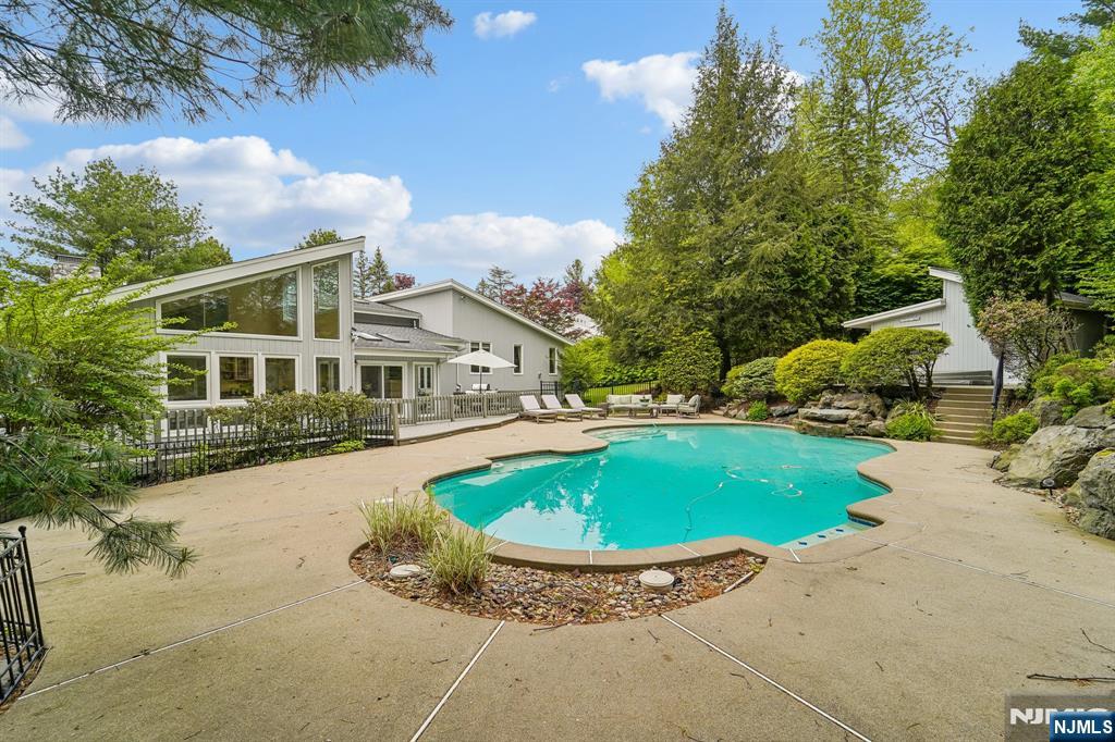 8 Union Hill Road Denville, NJ 07834 - Photo 42 of 50