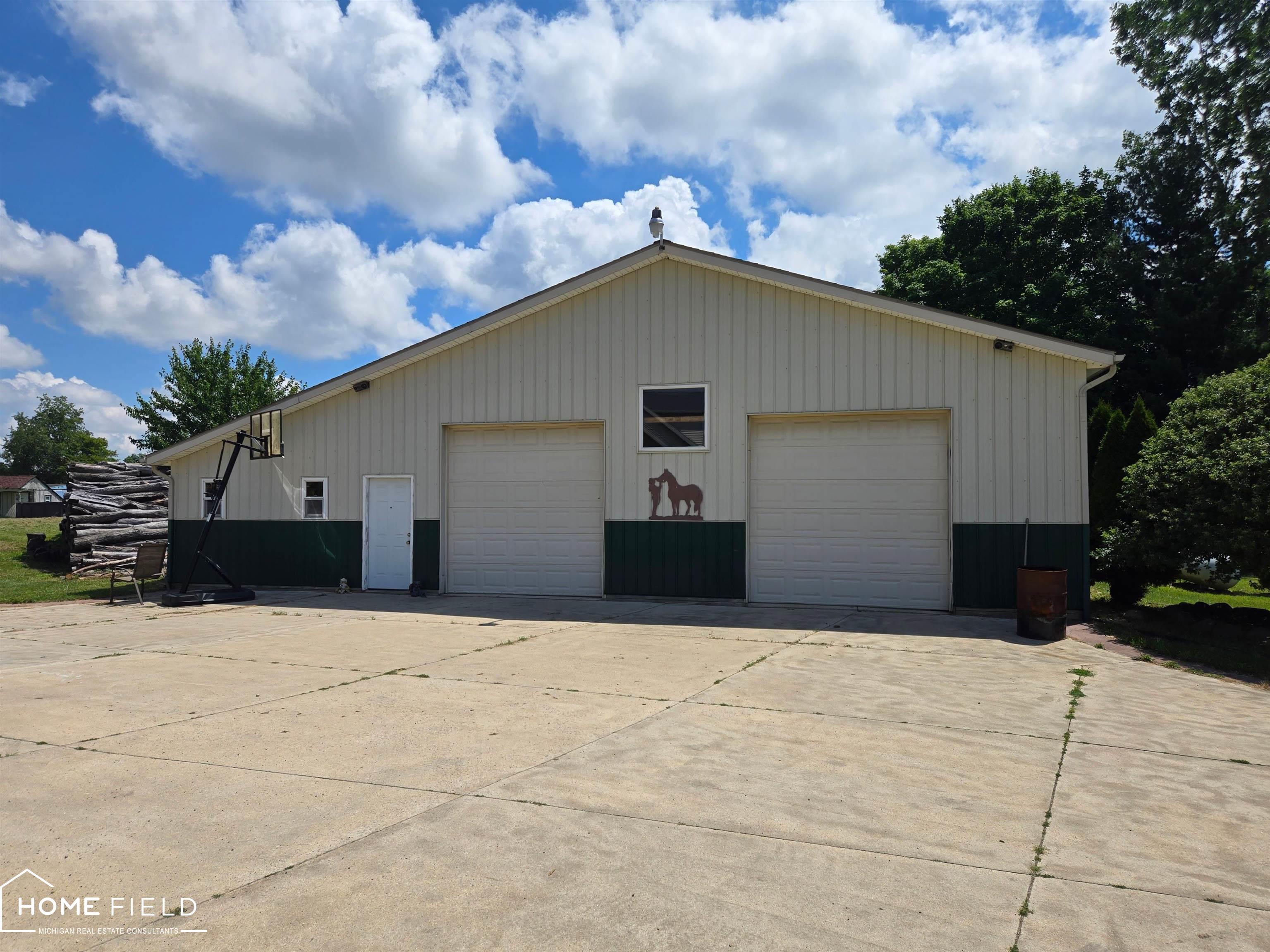 3370 Simpson Road Owosso, MI 48867 - Photo 41 of 47 50146420-249c5152-756b-458b-a039-1f0c79ad3ac3.JPG