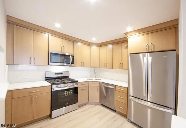 $419,000 | 327 Penns Way, Unit 1, Bernards, NJ 07920