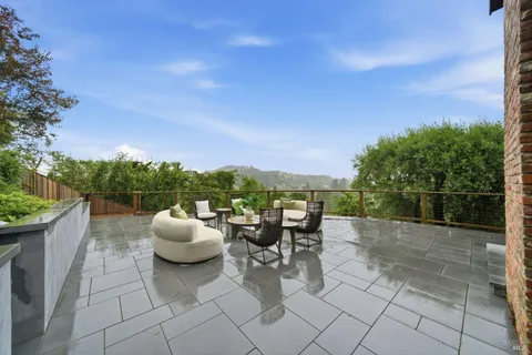 $2,495,000 | 439 Molino Avenue, Mill Valley, CA 94941