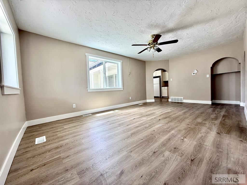 709 North 3400 East Menan, ID 83434 - Photo 8 of 22