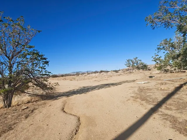 $225,000 | 6149 105th Street West, Rosamond, CA 93560