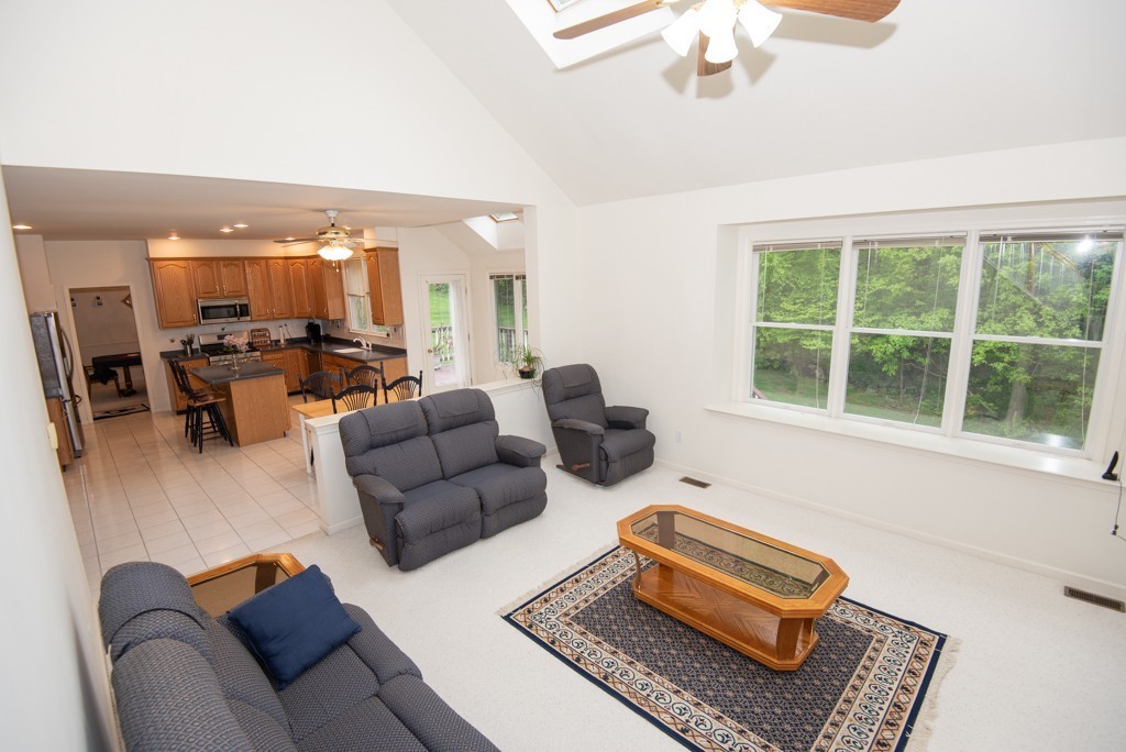 26 Hawthorne Road Shrewsbury, MA 01545 - Photo 14 of 30 Gallery Image 14