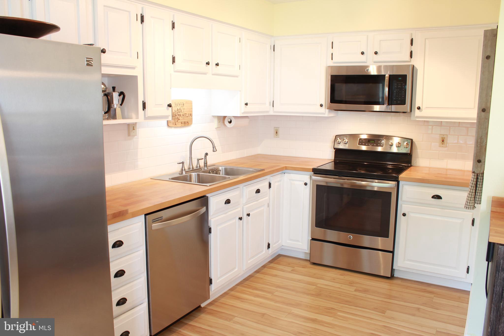 176 Logan Road Dillsburg, PA 17019 - Photo 2 of 26 Gallery Image 2