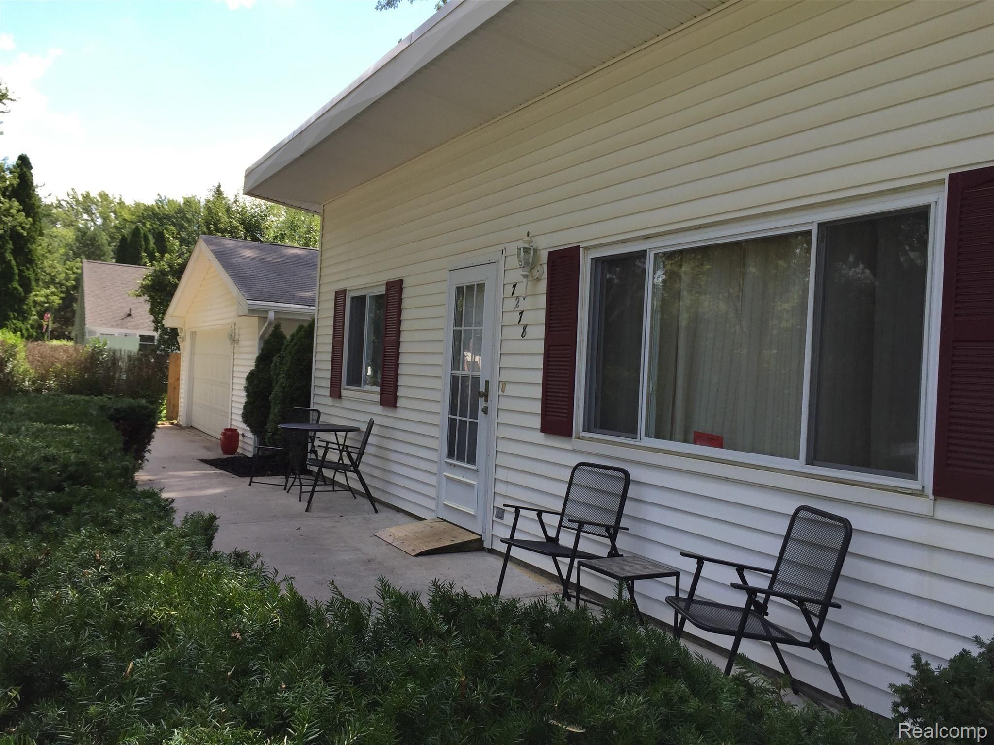 7278 Maple Road Lexington, MI 48450 - Photo 2 of 16 IMG_8624.JPG
