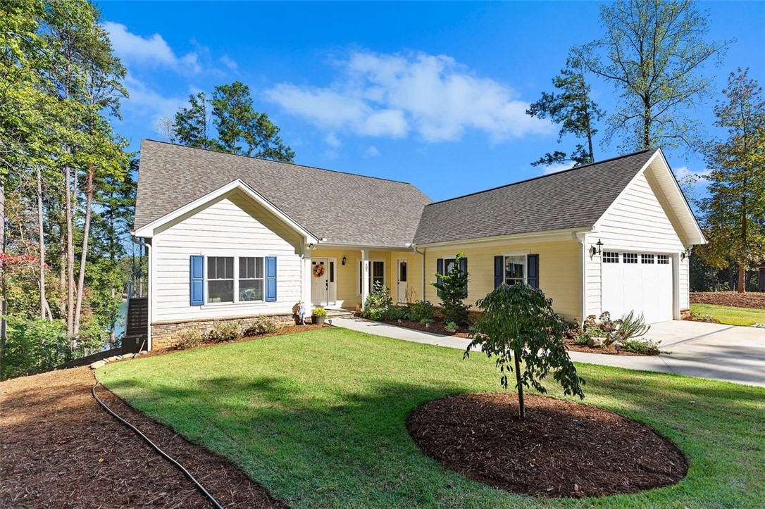 402 Hillandale Road Seneca, SC 29672 - Photo 1 of 30 Gallery Image 1