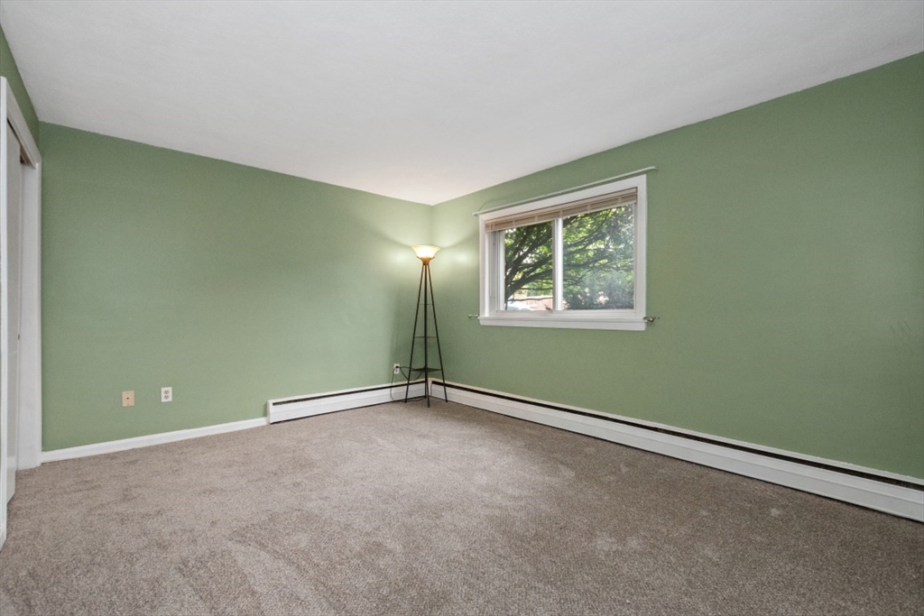 22 Jacqueline Road, Unit B Waltham, MA 02452 - Photo 18 of 38 Gallery Image 18