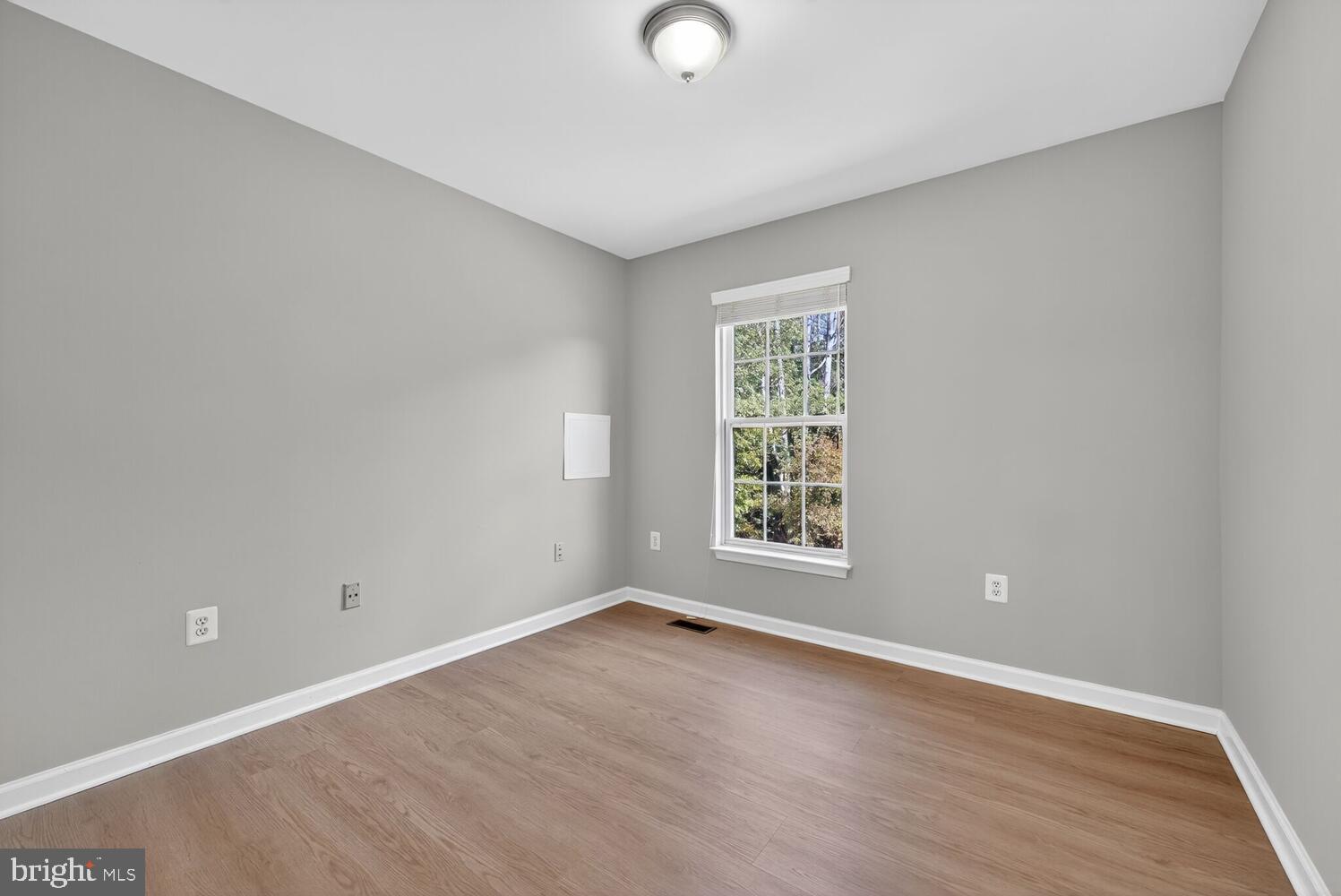 9624 Stuart Lane Clinton, MD 20735 - Photo 13 of 20 2nd Bedroom