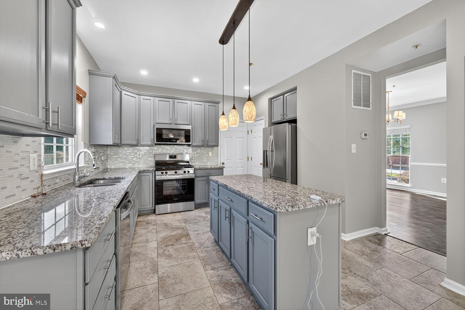 9624 Stuart Lane Clinton, MD 20735 - Photo 5 of 20 Kitchen
