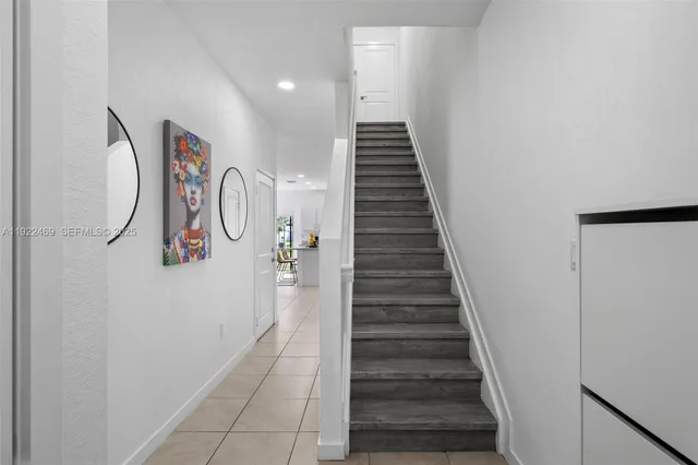 a view of a house with a big yard