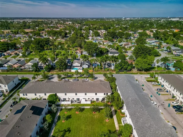 $2,500 | 757 Southwest 11th Street, Florida City, FL 33034