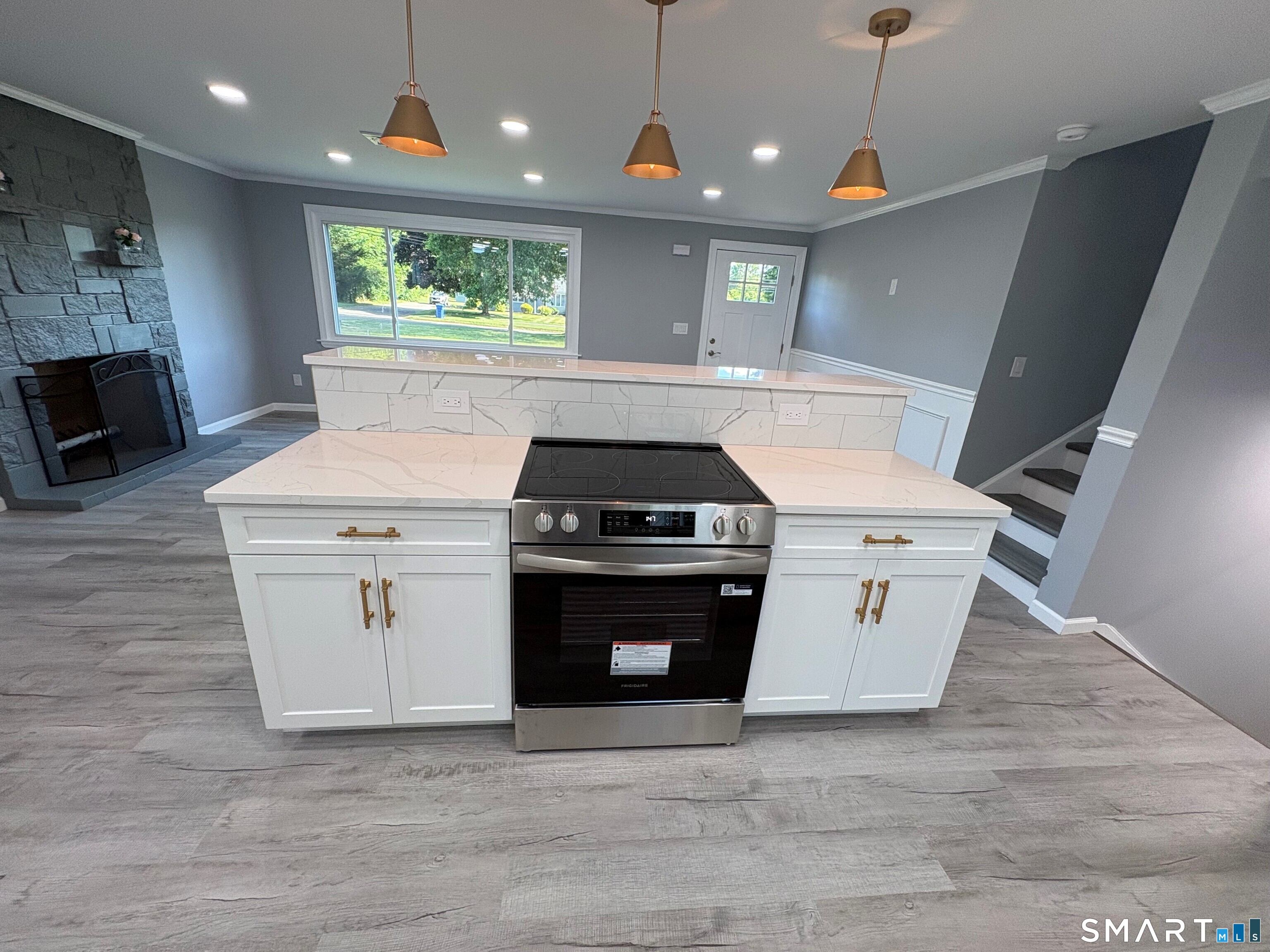 1052 New Rock Hill Road Wallingford, CT 06492 - Photo 18 of 39