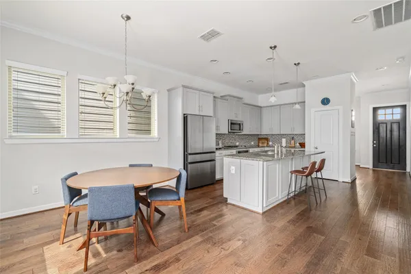 $439,000 | 8923 Highgate Lane, Houston, TX 77080