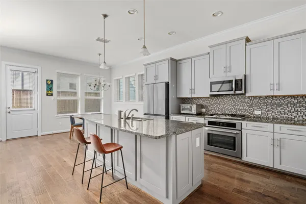 $439,000 | 8923 Highgate Lane, Houston, TX 77080