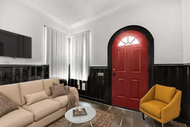 $149,900 | 8054 South Jeffery Boulevard, Chicago, IL 60617