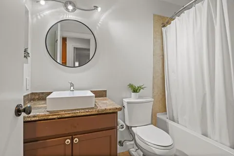 $1,199,900 | 7934 Calle Posada, Carlsbad, CA 92009