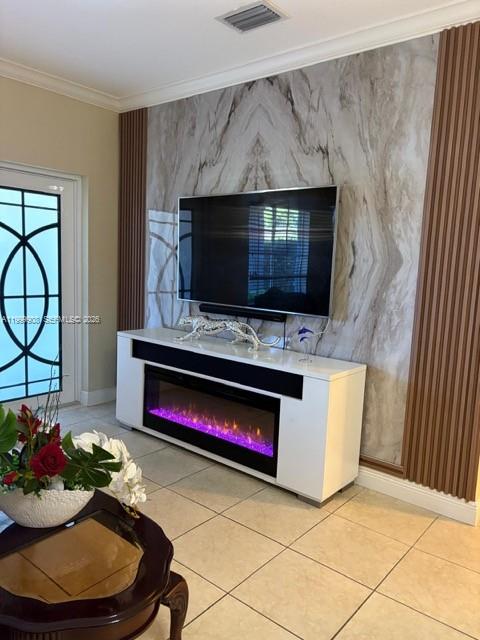 1394 West 30th Street Hialeah, FL 33012 - Photo 2 of 18