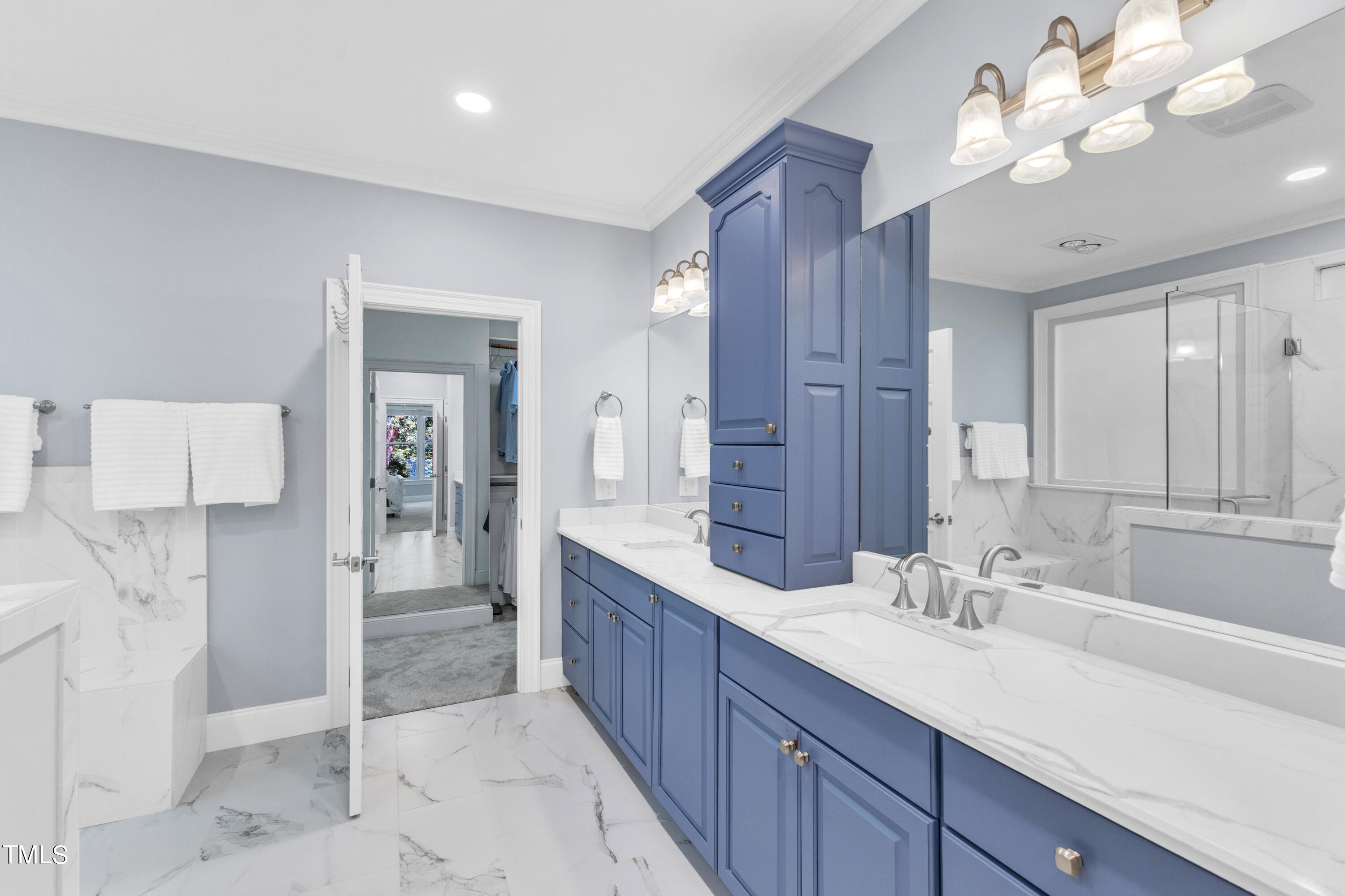 4410 White Chapel Way Raleigh, NC 27615 - Photo 38 of 94 Primary bathroom