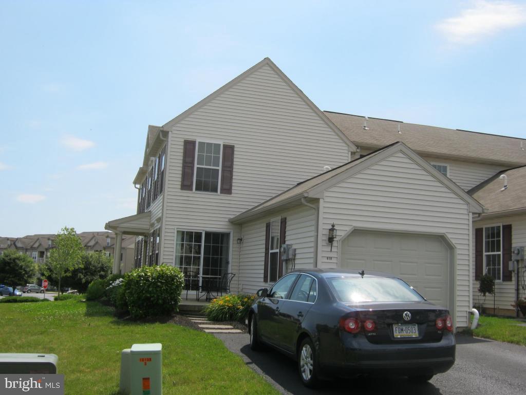 619 Creekside Lane Lititz, PA 17543 - Photo 12 of 16