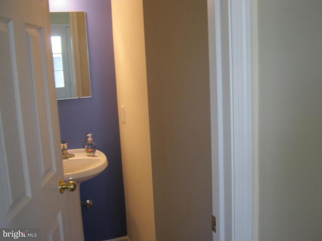 619 Creekside Lane Lititz, PA 17543 - Photo 15 of 16