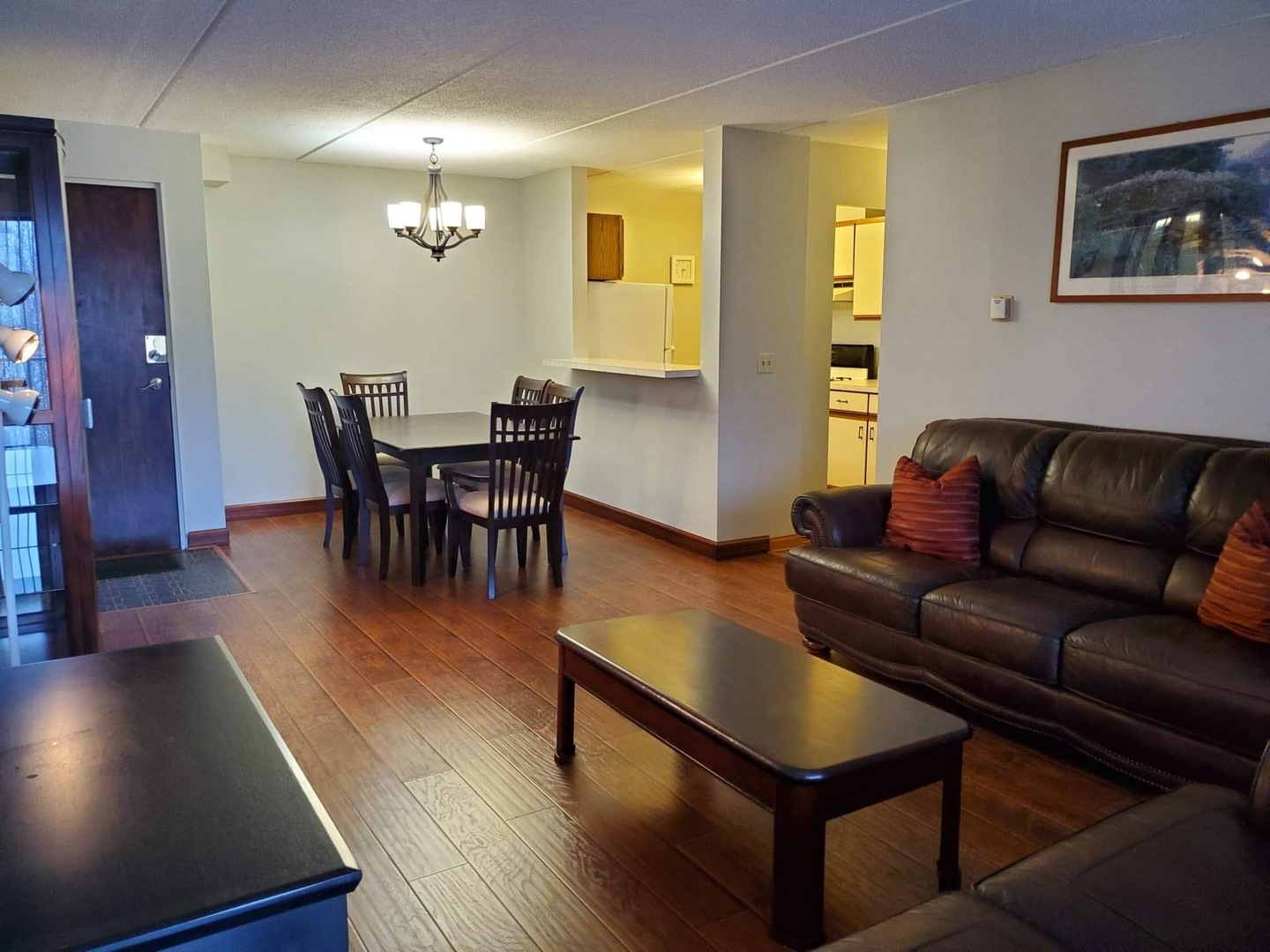 300 West Fullerton Avenue, Unit 201 Addison, IL 60101 - Photo 6 of 24