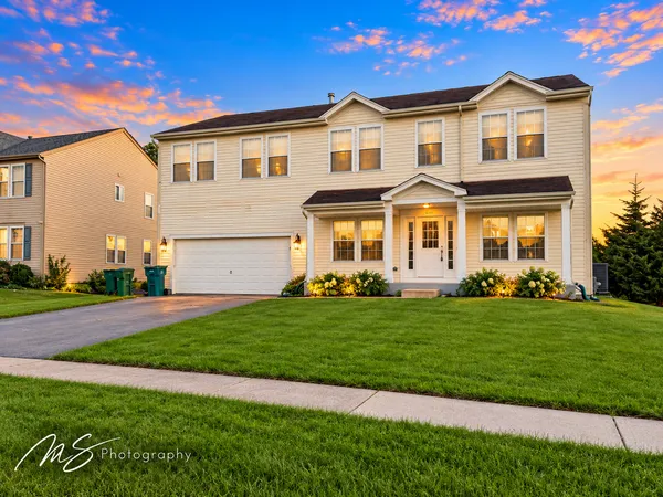 $425,000 | 640 Settlement Drive, Maple Park, IL 60151