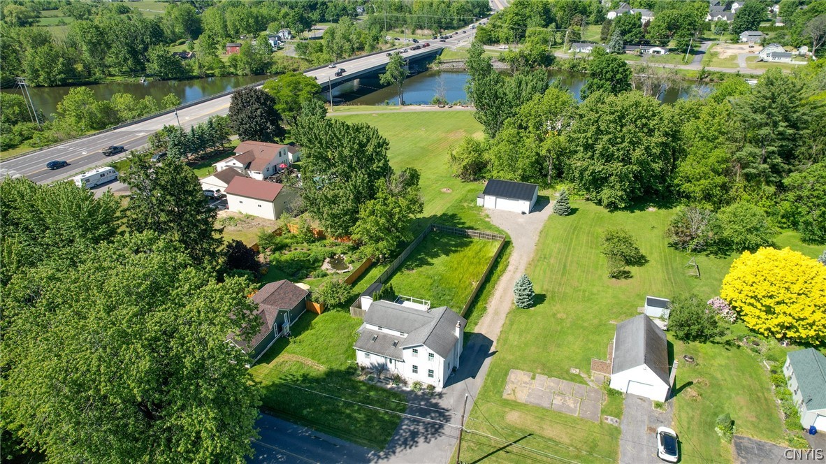 8403 Gaskin Road Clay, NY 13027 - Photo 2 of 36