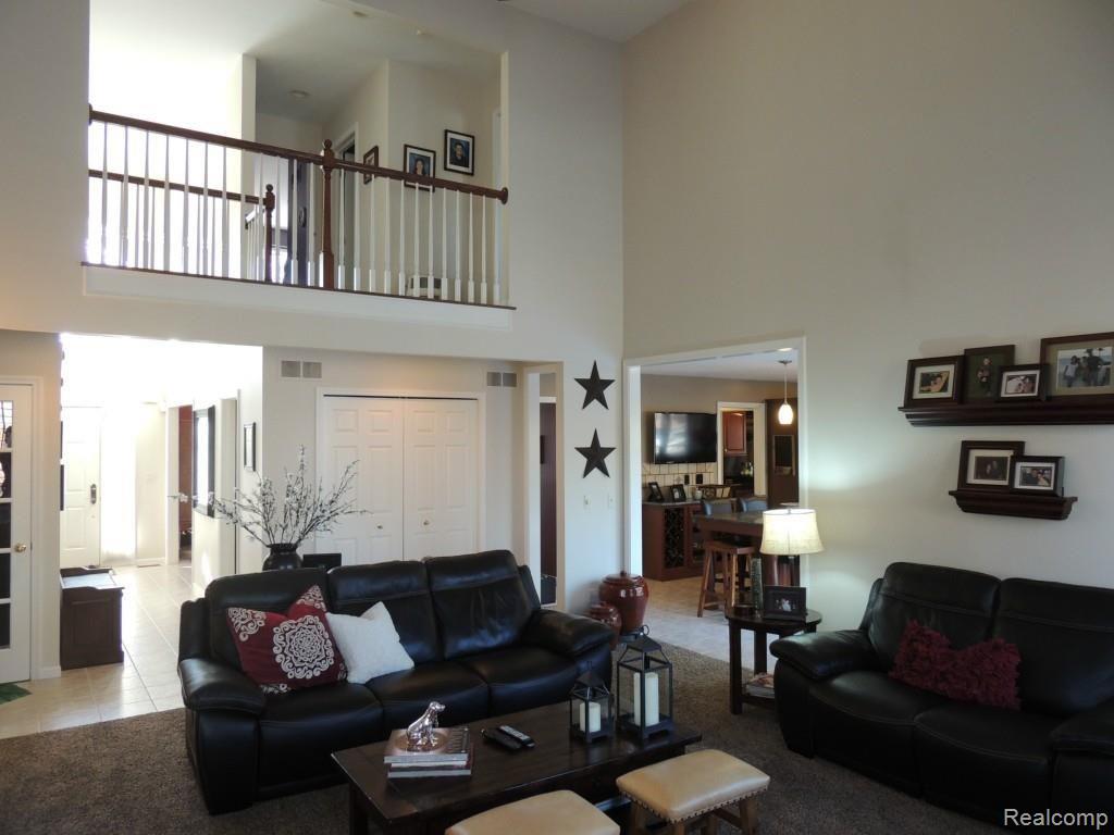648 Appoline Court Rochester, MI 48307 - Photo 12 of 45 DSCN1473.jpg