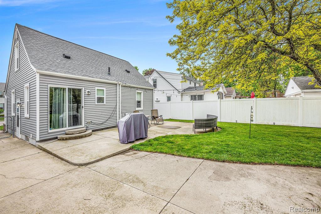 3509 Durham Road Royal Oak, MI 48073 - Photo 24 of 26